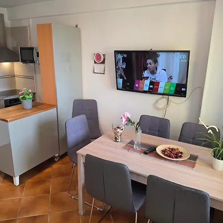 Casa Tropical With Fantastic Sea-view, Pool, Wifi, Balcony Apartment *